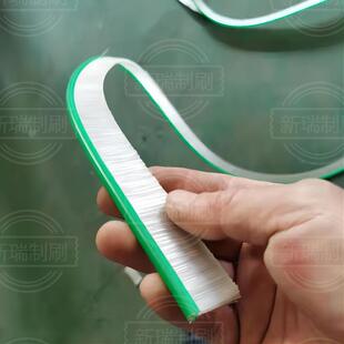 工业密封防尘毛刷j软底橡胶条刷任意弯曲非标定制尼龙丝软边毛刷