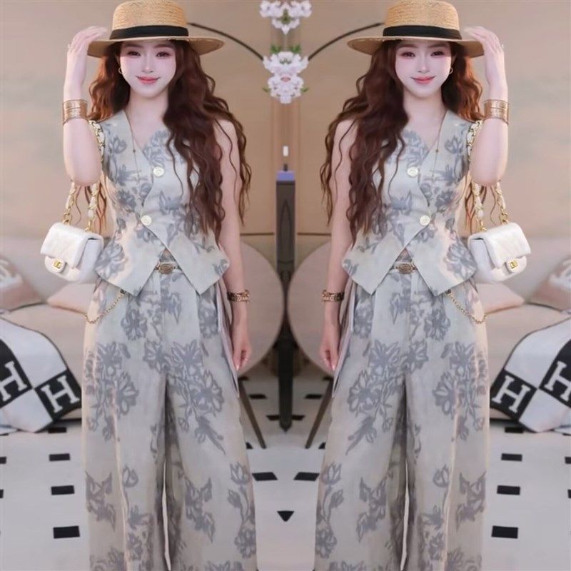 高级感时尚套装i女2025夏季新款气质显瘦印花马甲阔腿裤两件套