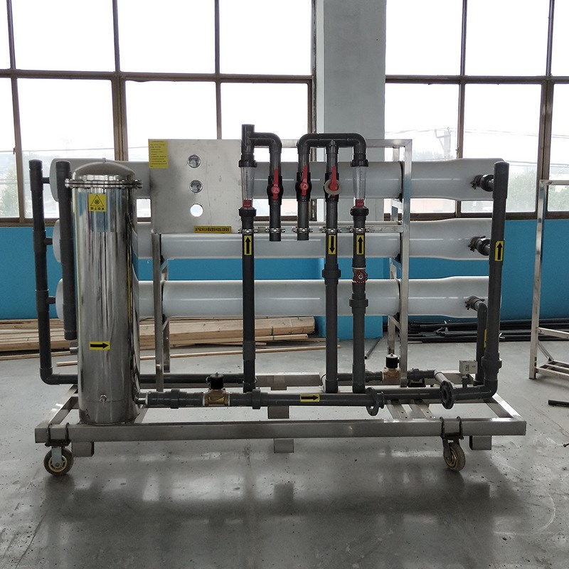 3吨自沙碳加药泵自动垡q头净水设备 饮水机RO膜反渗透水处理设备