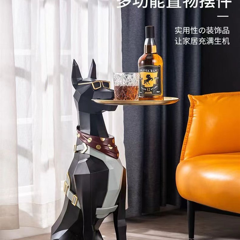 网红杜宾犬摆件客厅托盘大型落地C客厅电视柜旁轻奢装饰品乔迁新