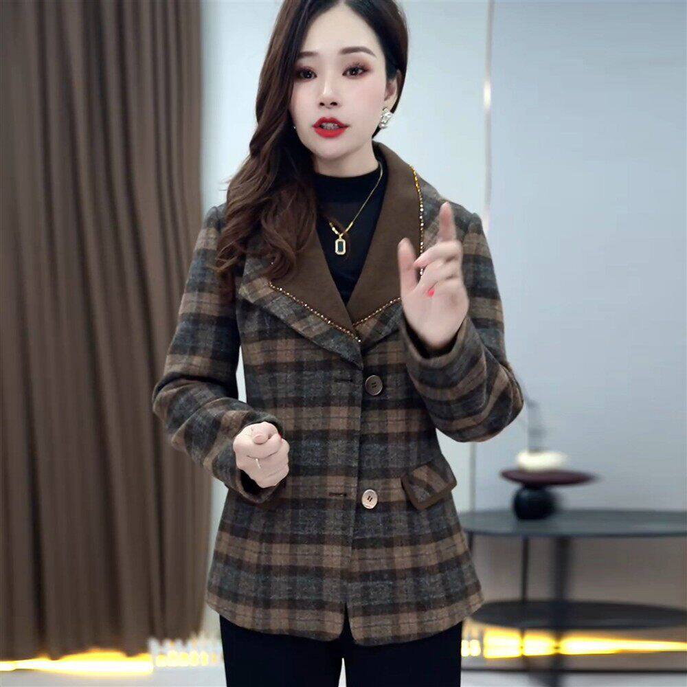 小香风翻领格纹外套女2026秋季新款妈妈减龄显瘦单排扣短款上衣
