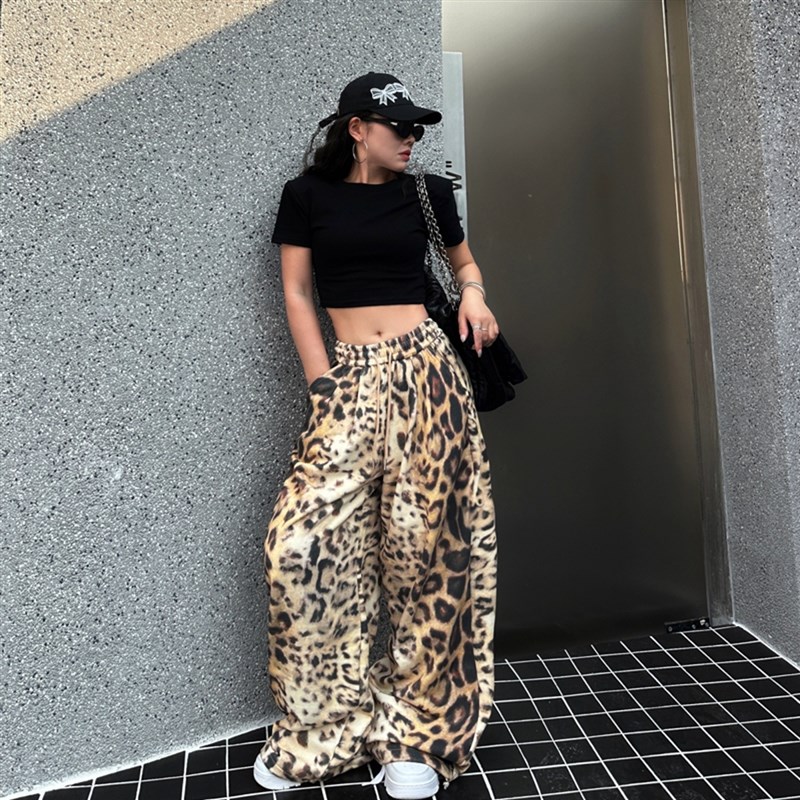 春季新品卫裤女宽松显瘦休闲裤松紧腰哈伦裤街舞束脚豹纹阔腿裤潮