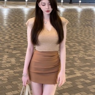 T恤上衣高腰褶皱包臀半身裙两件套装 短款 简约修身 温柔纯欲V领薄款