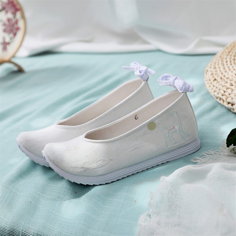 古风汉服女鞋子内增高翘头单鞋民族风绣花鞋唐朝宋制弓鞋