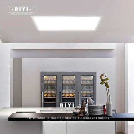 吊顶灯厨房灯厕所灯长方形吸顶灯led灯办公室卫生间嵌入式平板灯