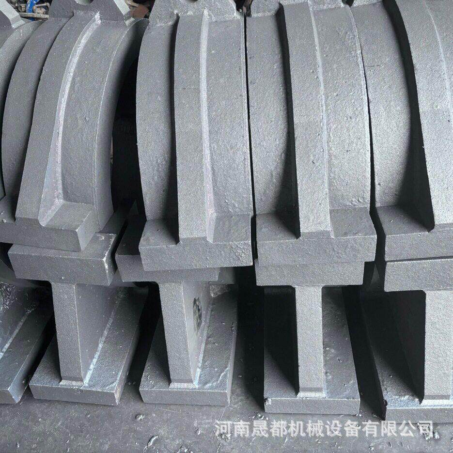 铸件配重轮轴承机盒锤臂头蜗轮箱摇械配件铸造毛钢Z6-12坯耐磨件