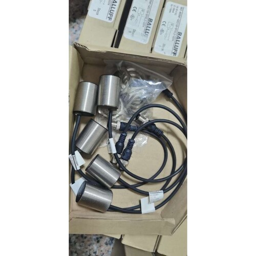 接近开关  BES M30MF-GSC15B-BP00.3-GS04 限位开关 货号0541HU