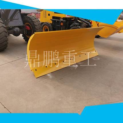 拖拉机改装扫雪辊环卫车改推雪铲货车装载机装配扫雪辊推雪板