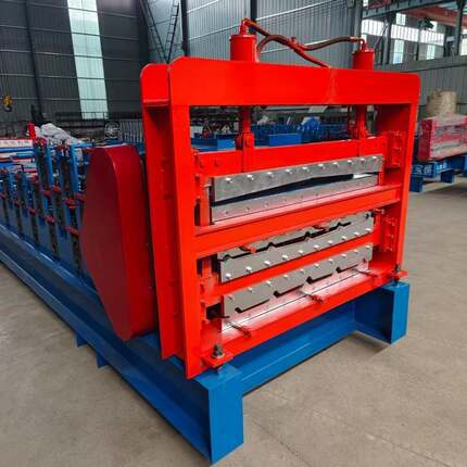 全自动彩钢瓦机冷弯机械屋面板板成型机供应单双层三层压瓦机厂家