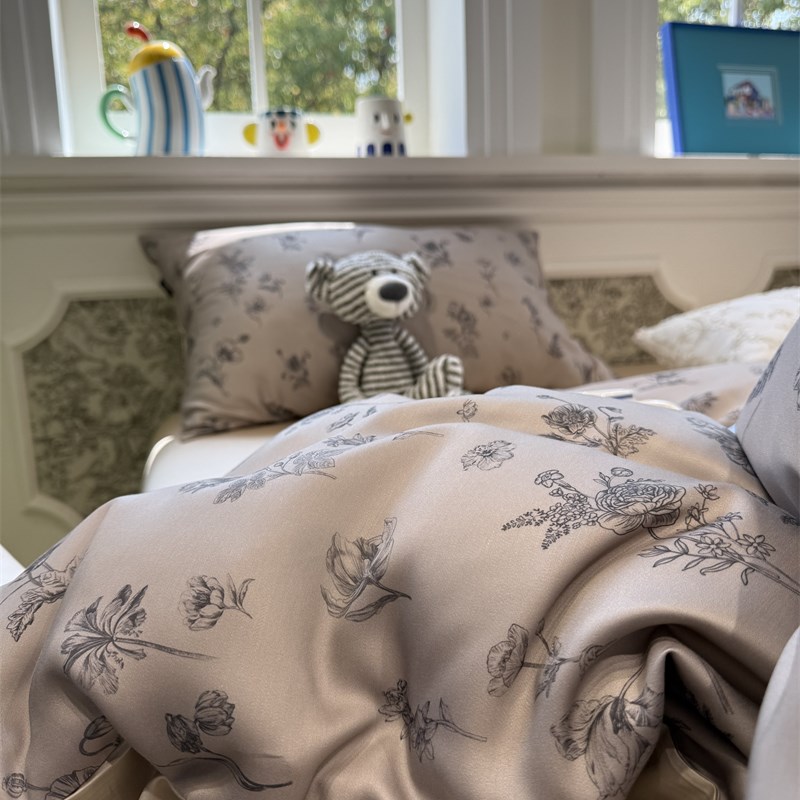 60s兰精天丝凉感丝滑灰色s小碎花夏天四件套1.5m1.8米床单被套裸