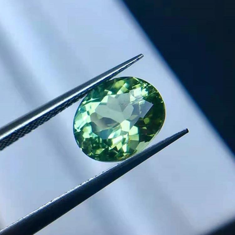 宝石厂家珠宝 承接镶嵌订单 1.975ct椭圆形透绿天然碧玺戒面