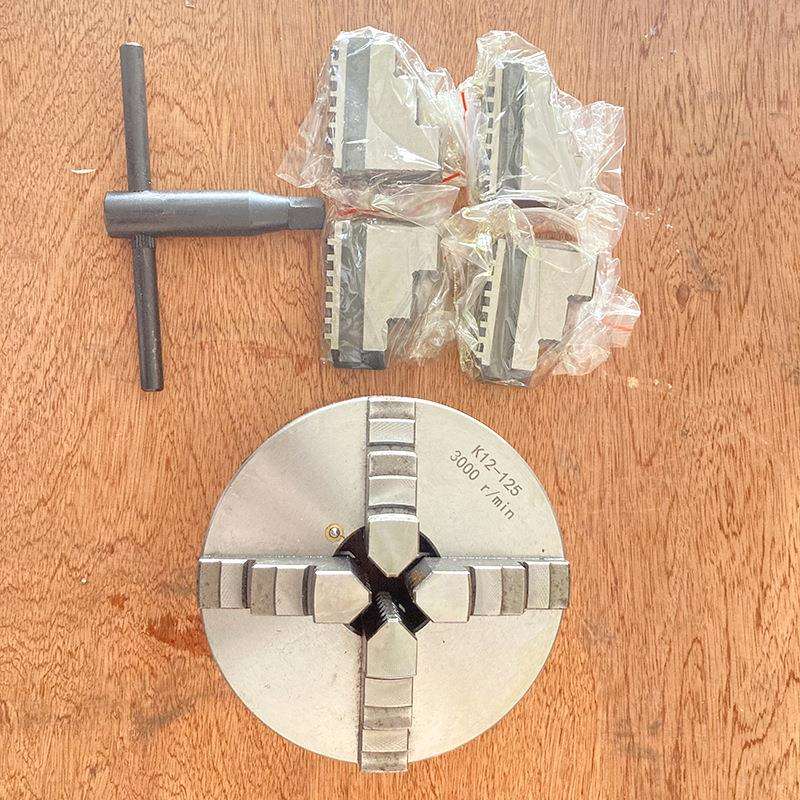 小车床100MM三爪四爪自定心卡盘125MM单动卡盘车床38mm大通孔卡盘