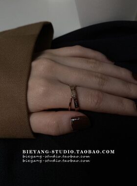 别样2024新款时尚潮流chic个性双层钛钢交叉eternal love戒指女