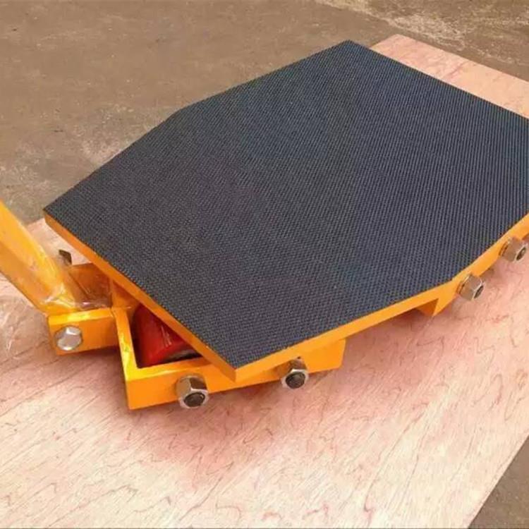 定向搬运小坦克 转向式搬运小坦克优惠 胶轮小坦克