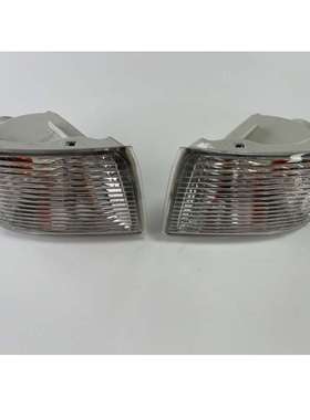 4RUNNER US 03-05 转向灯带灯头灯泡  81521-35401  81511-35411