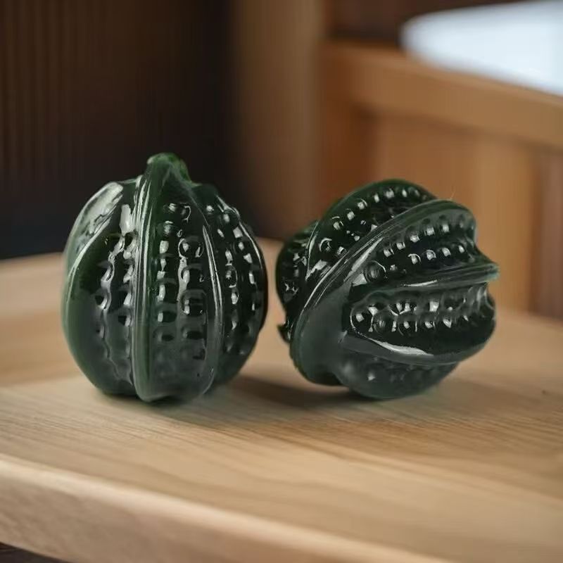 正品新疆和田玉青玉核桃手把件男玉石手球手玩件健身球文玩把玩件