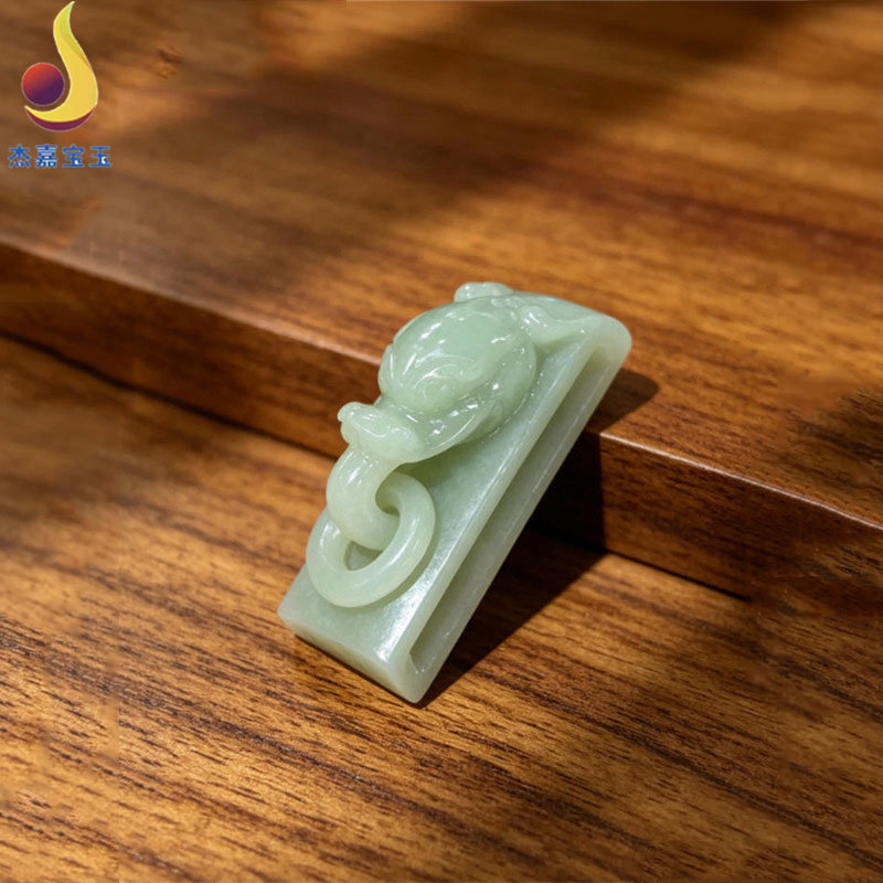 新疆和田玉龙头皮带扣挂件生肖龙天然玉器玉石腰扣腰佩皮带头男女