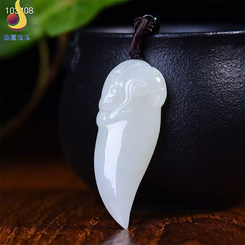 新疆和田玉生肖龙白玉吊坠男女款礼物玉石玉器吉祥龙牙挂件送证书