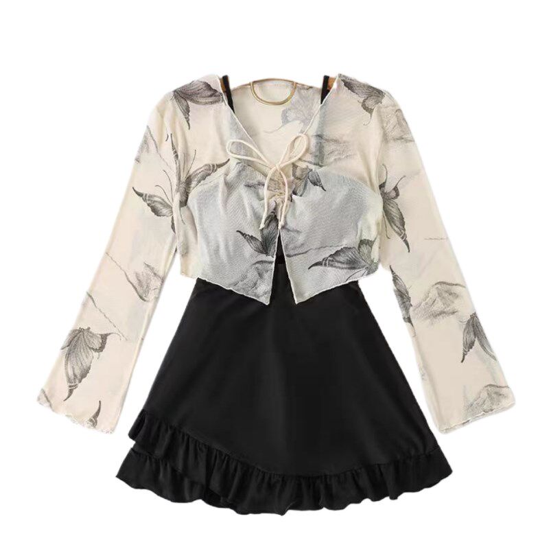 大码泳衣女2024新款微胖遮肉连体裙式平角长袖罩衫高级感保守泳装