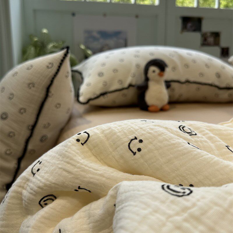 ins风简约笑脸皱皱双层纱夏凉被四件套超柔软母婴级空调被薄被子,床上用品,化纤被,淘宝优惠券,粉丝福利购,淘宝优惠卷