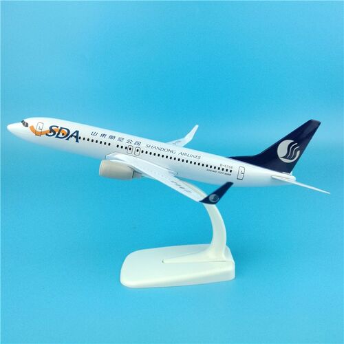 20cm山航波音B737合金飞机模型摆件山东航空B737-80Y0纪念品收藏