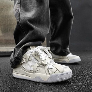 国潮白色板鞋男透气情侣高街小众滑板鞋厚底面包鞋男女ins小白鞋