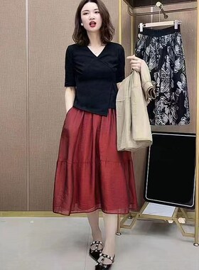 红色半身裙子套装两件套不规则V领t恤遮肉薄款上衣连衣裙夏季新款