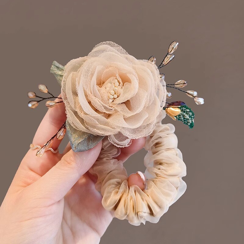 仙气温柔玫瑰花发圈2024年新款高级F感气质发绳精致花朵皮筋头绳