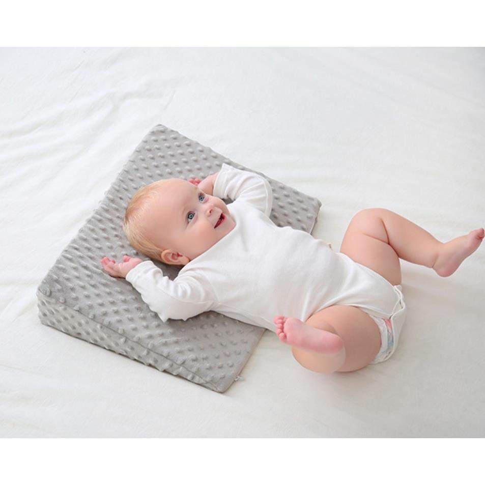 婴儿防吐奶枕安抚睡眠便携枕头3D豆豆绒新生儿三角斜坡喂奶枕跨境,电子元器件市场,其它元器件,淘宝优惠券,粉丝福利购,淘宝优惠卷