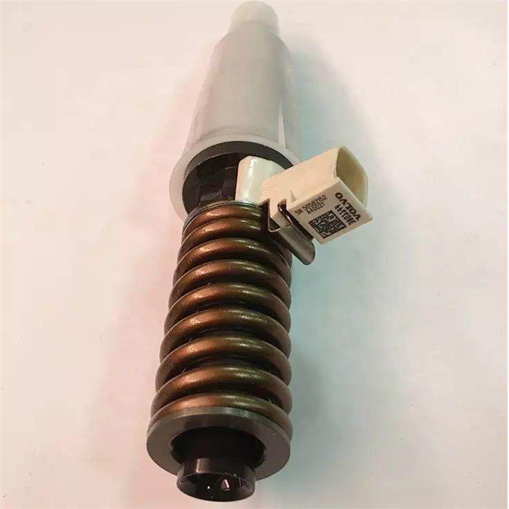 柴油喷油器总成 3803637 挖掘机燃油喷射器 20430583