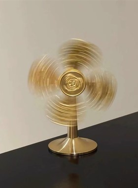 风生水起黄铜摆件上班族工位桌面招财装饰创意财源滚滚开运小风车