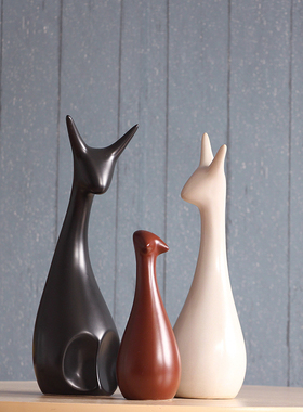 家居饰品创意f摆件客厅卧室装饰陶瓷工艺北欧风格复古三口之家鹿