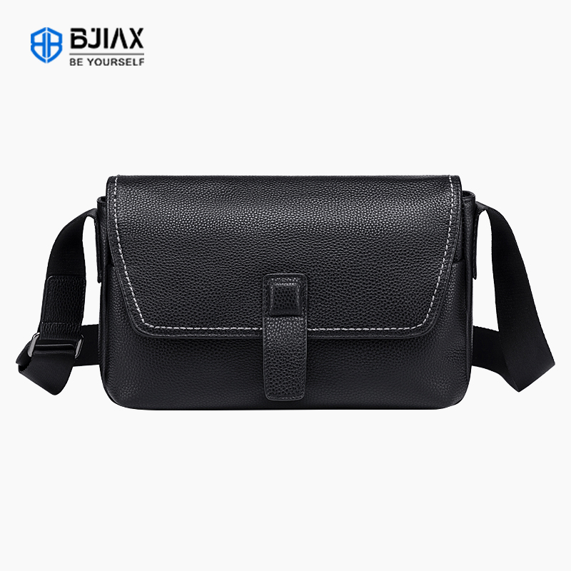 男士通勤包真皮单肩包斜跨手机包2024新款时尚背包休闲头层牛皮包