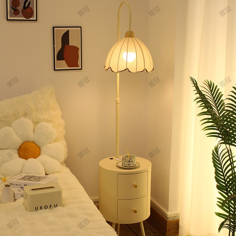 法式落地灯卧室床头柜一体台灯客厅沙发旁边置物架装饰奶油风灯具