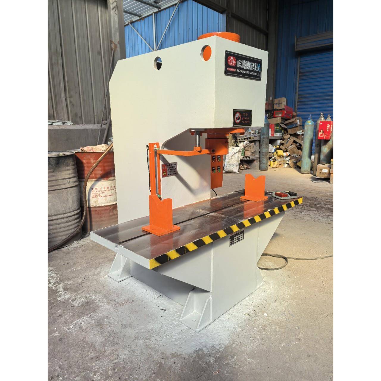 Z小型80吨单柱液压机方管角钢矫正机圆钢液压校直机高精度数控