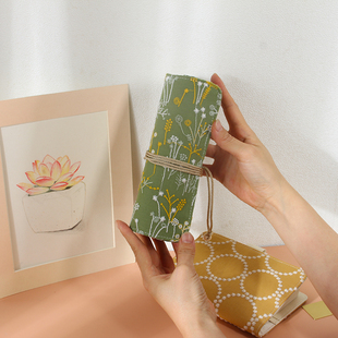 手工布艺大容量棉布刺绣彩铅收纳笔帘2436 72孔卷笔袋便携精美