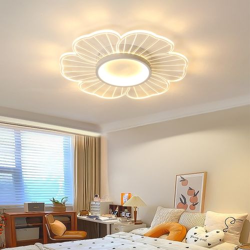 花朵卧室灯2025年新款现代简约网红房间灯北欧创意个性餐厅吸顶灯