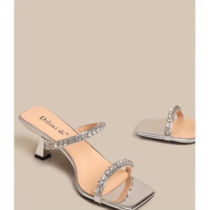 银色高跟鞋女粗跟一字带满钻拖鞋女夏外穿中高跟凉鞋女款2024新款