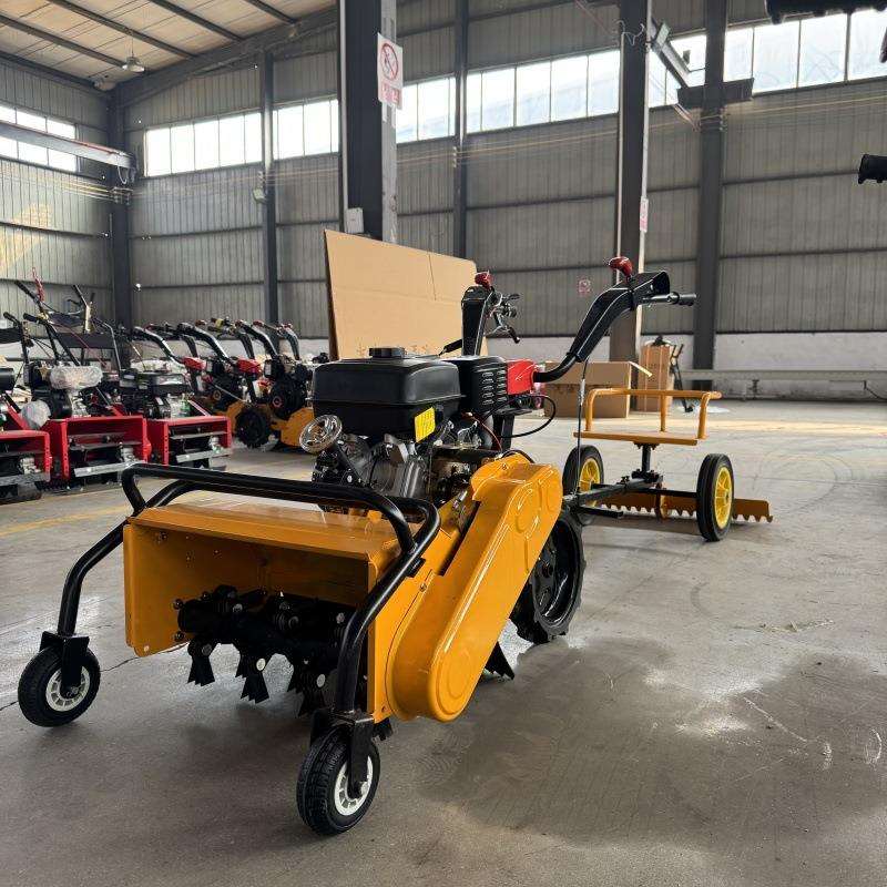 四驱乘坐式便捷除草机旋耕松土除草机四驱田园管理除草机