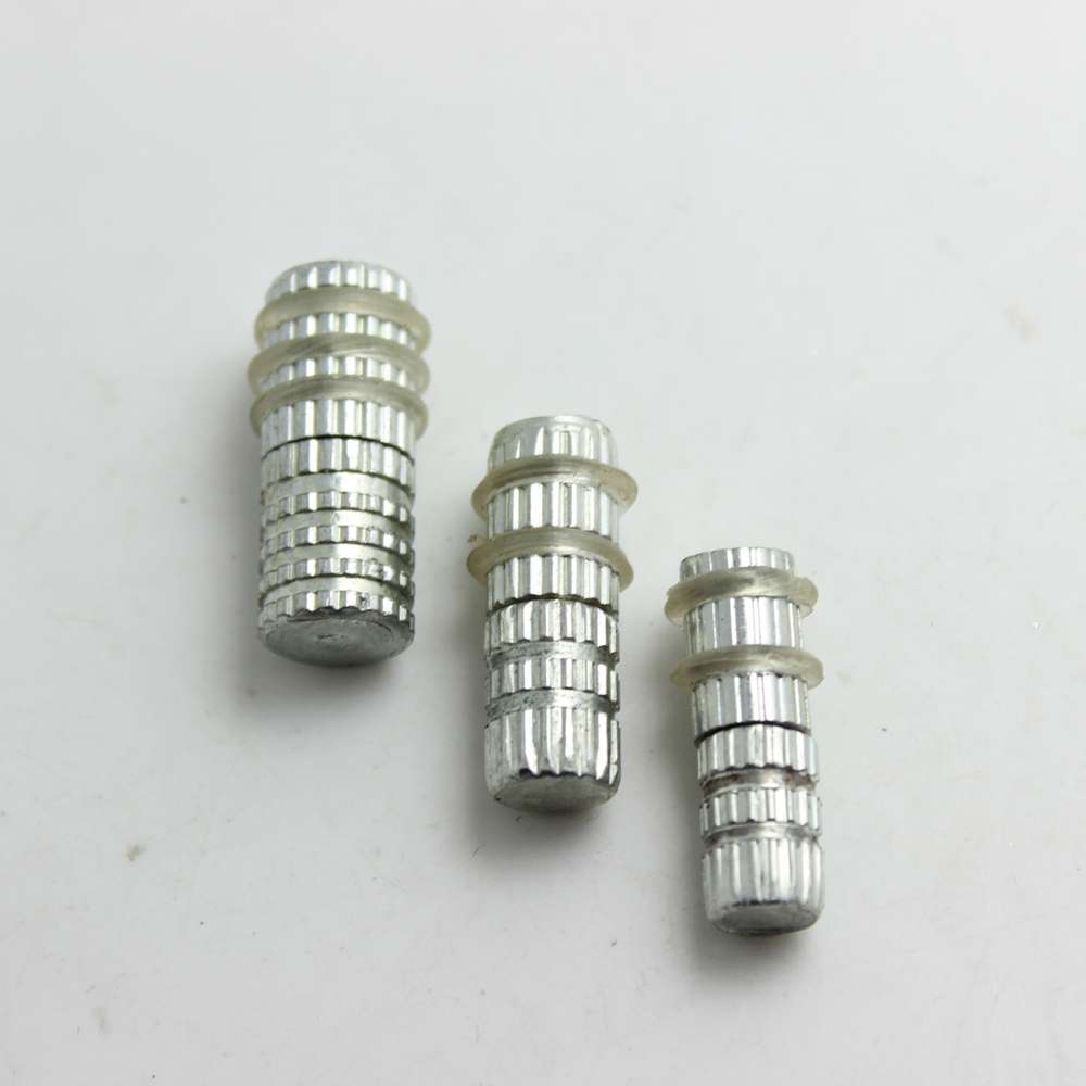 层板托/铁层板钉/隔板托/支架/玻璃层板托/托臂/层板粒/衣柜层托