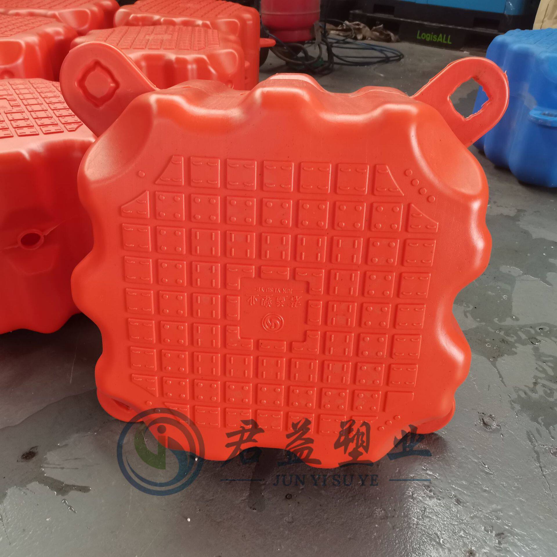 游艇浮台摩托艇泊位浮动码头水上舞台浮桥栈道水上游乐场平台