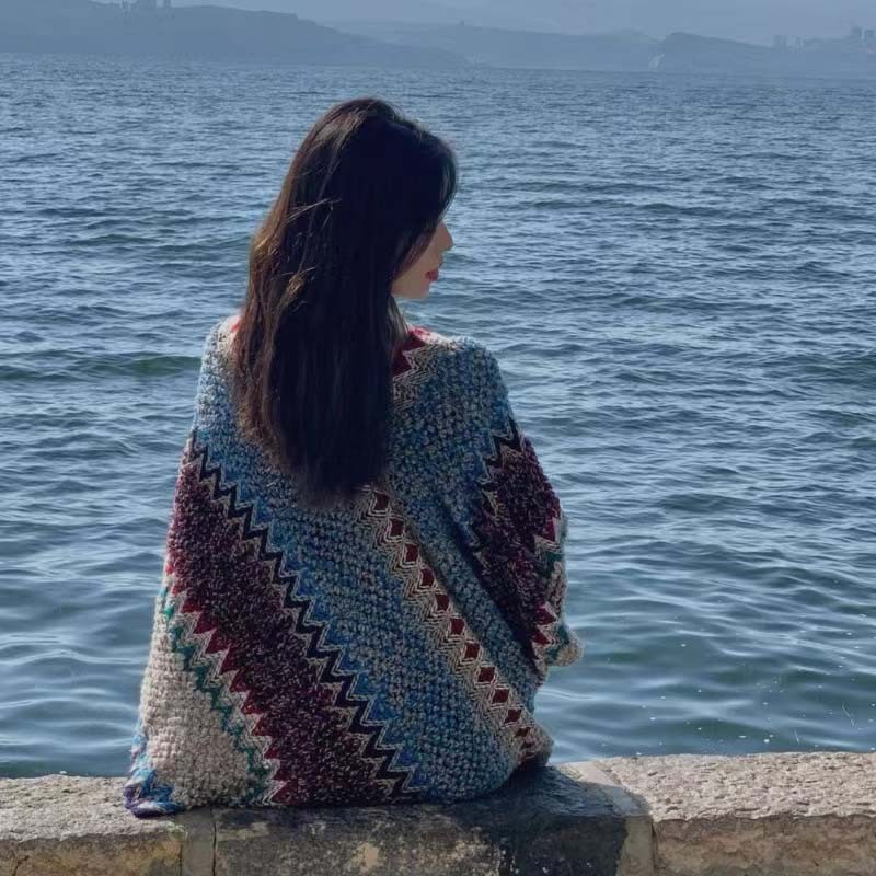 爆款马海毛制云南丽江大理西藏旅游度假民族风披肩女外搭保暖披风
