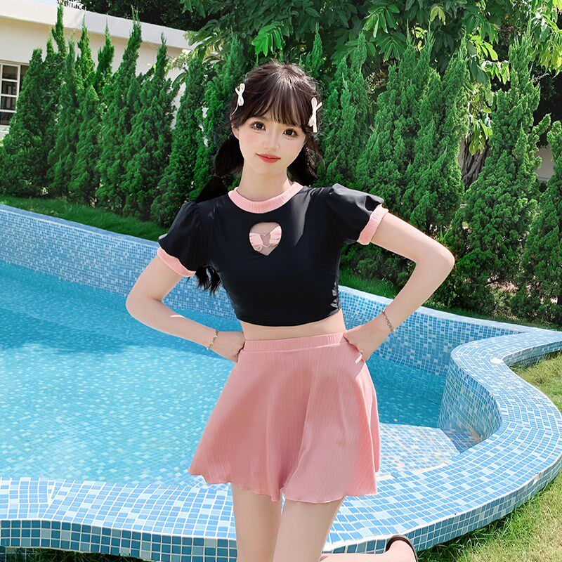 2025新款爆款游泳衣女两件式裙式保守显瘦遮肚学生温泉可爱甜美少