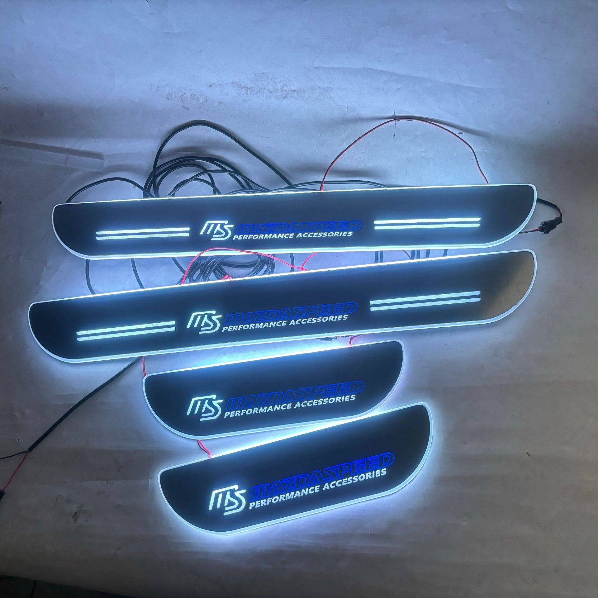 4片适用于Mazda 3迎宾踏板Mazda 6LED灯七彩幻彩跑马灯门槛条改装