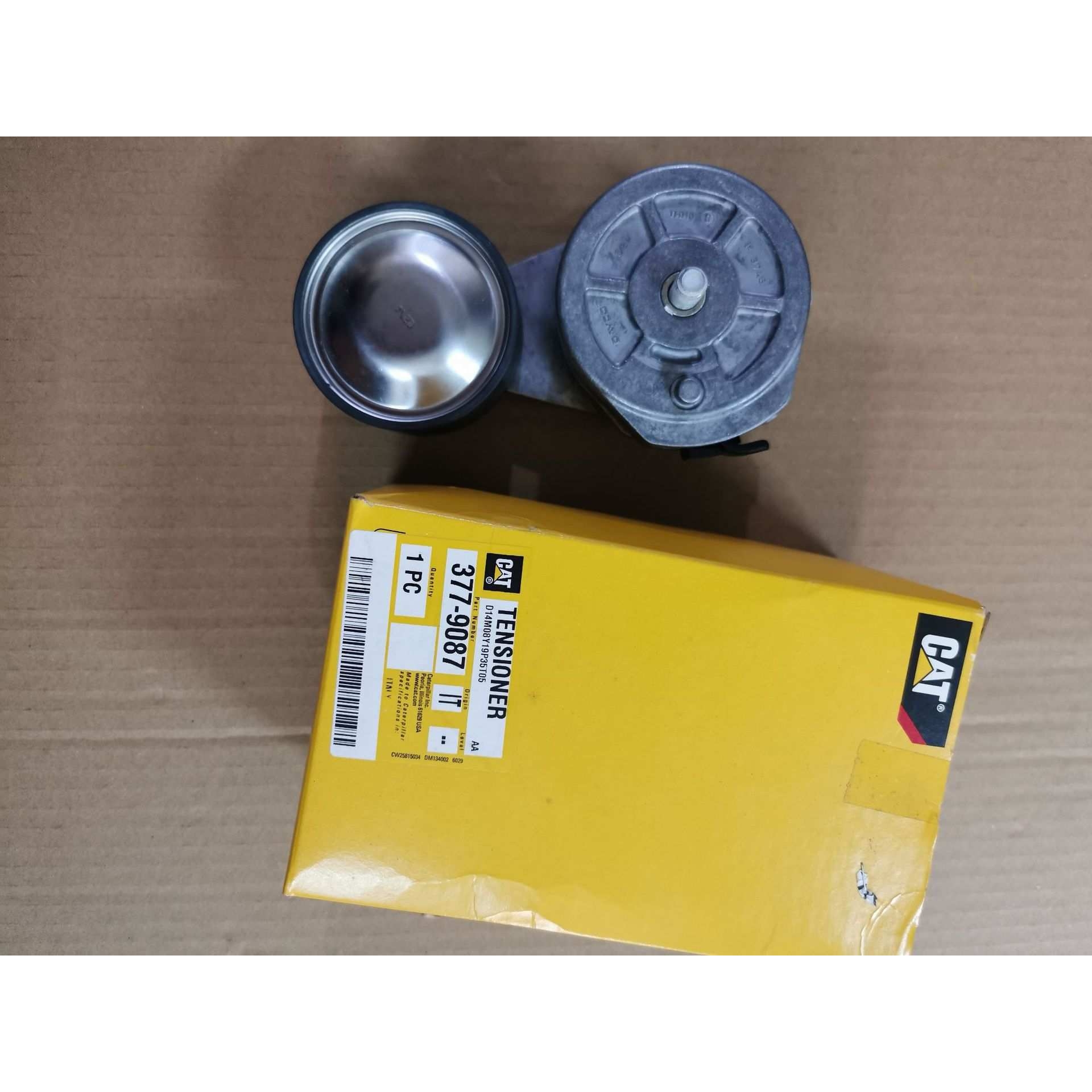 卡特彼勒3779087    377-9087: 张紧器953D 963D