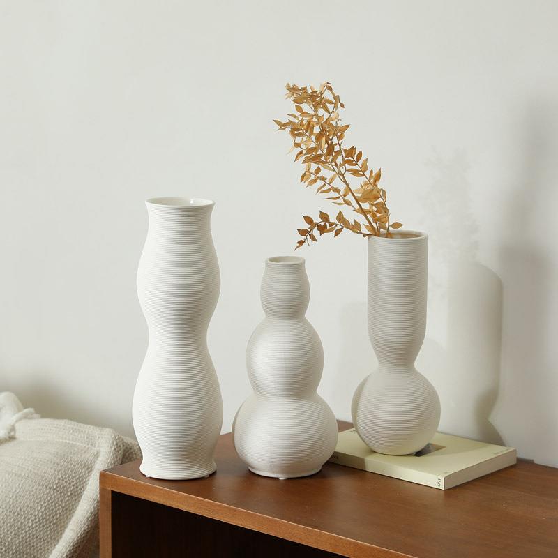 现代简约陶瓷艺术花瓶 客厅桌面干花装饰品细长花器创意软装摆件