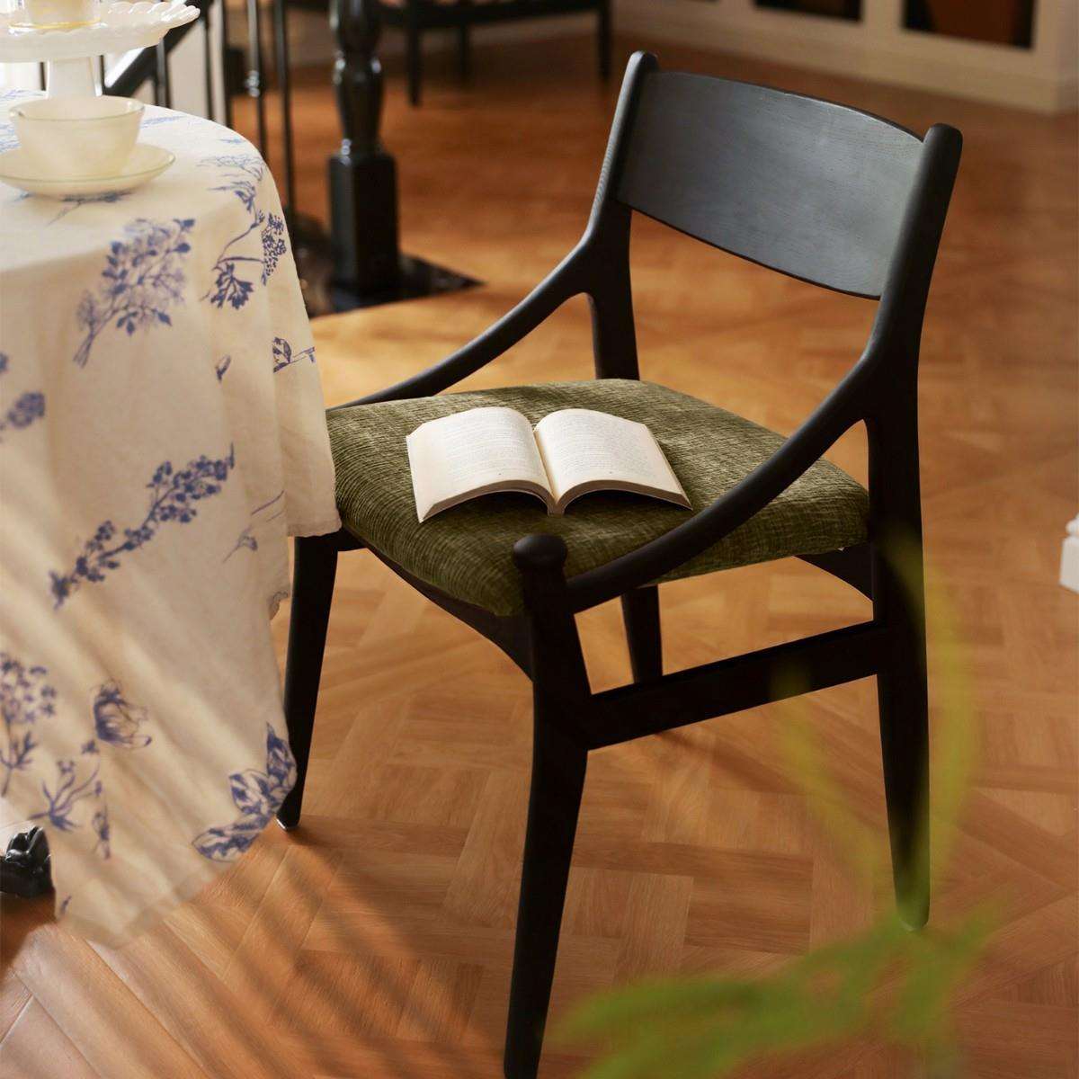 中古风实木餐椅家用休闲办公商用靠背椅高级复古书桌梳化妆台凳子