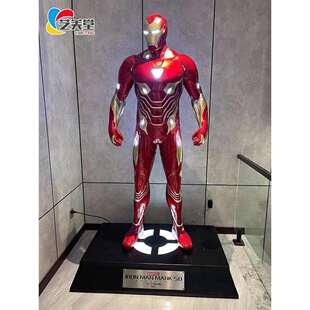 钢铁侠大型落地摆件发光MK50雕塑大号雕刻艺术漫威情人节客厅装饰