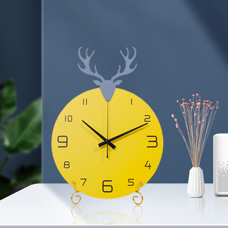 现代简约台钟摆放电视柜数字个性创意摆件石英钟S北欧鹿头家用钟