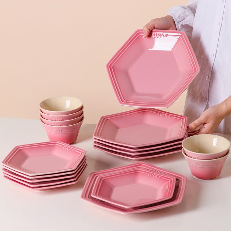 高颜值粉色陶瓷拼盘组合家用简约风碗盘餐具六角盘子汤碗组合套装